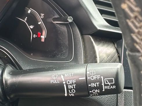 Used 2018 Honda Civic Sport image 14