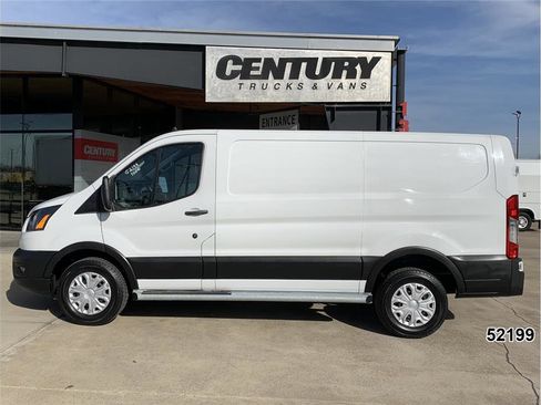 Used 2024 Ford Transit 250 Low Roof w/ Exterior Upgrade Package image 4