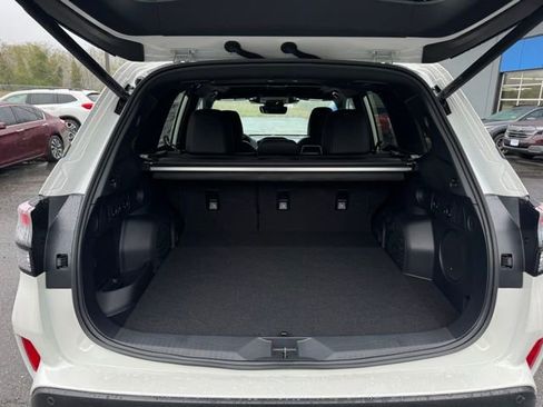 New 2026 Subaru Forester Touring AWD/4WD image 18