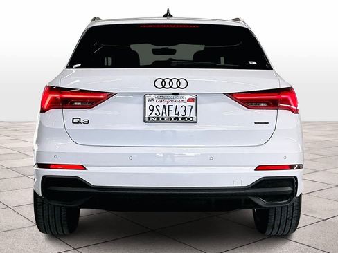 Certified 2025 Audi Q3 2.0T Premium Plus w/ Premium Plus Package image 7