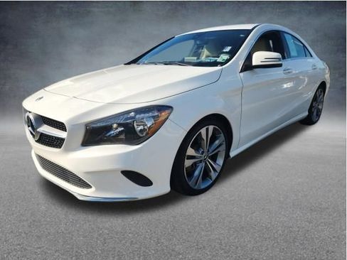 Used 2018 Mercedes-Benz CLA 250 image 4