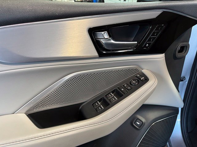 Certified 2022 Acura MDX w/ Technology Package AWD/4WD image 14