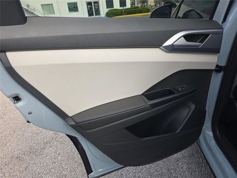 New 2026 Volkswagen Taos SE FWD image 8