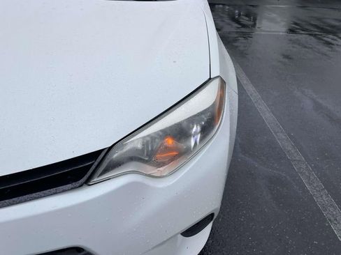 Used 2014 Toyota Corolla LE image 12