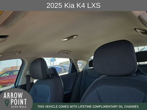 Used 2025 Kia K4 FWD image 22