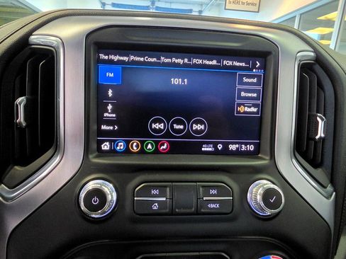 Used 2019 GMC Sierra 1500 SLT w/ SLT Premium Plus Package AWD/4WD image 48