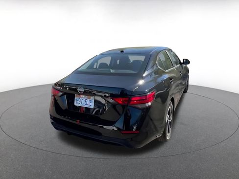 Used 2025 Nissan Sentra SV image 14