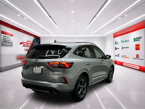 Used 2024 Ford Escape ST-Line image 8