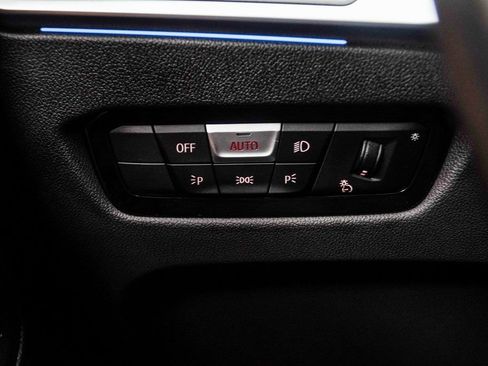 Used 2024 BMW M2 w/ Lighting Package image 36