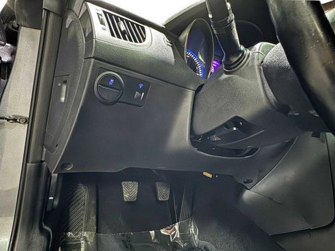 Used 2015 Hyundai Genesis 3.8 image 34