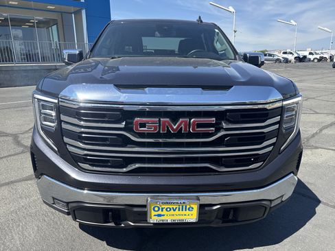 Used 2025 GMC Sierra 1500 SLT AWD/4WD image 9