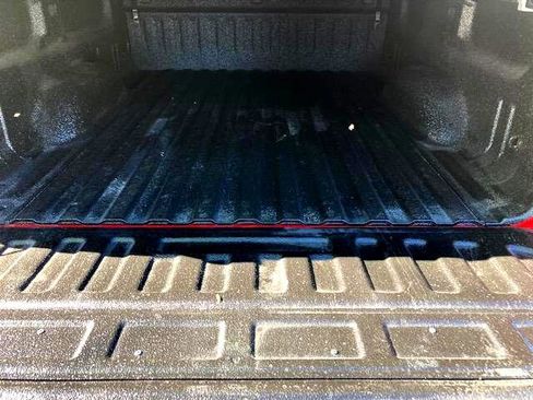 Used 2018 Chevrolet Silverado 1500 LTZ image 20