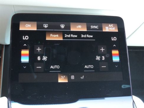 New 2026 Cadillac Vistiq Luxury image 21