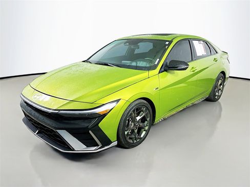 Used 2024 Hyundai Elantra N Line image 3