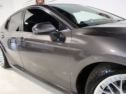 Used 2023 Toyota Camry LE image 8