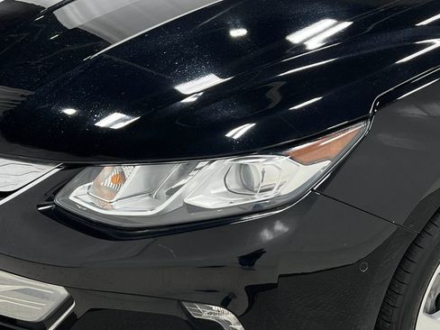 Used 2017 Chevrolet Volt Premier w/ Driver Confidence II Package FWD image 34