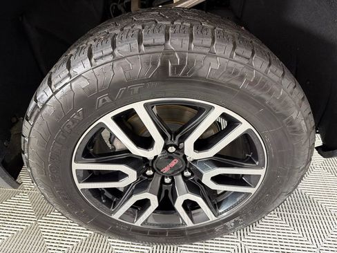 Used 2024 GMC Sierra 1500 AT4 w/ Technology Package image 13