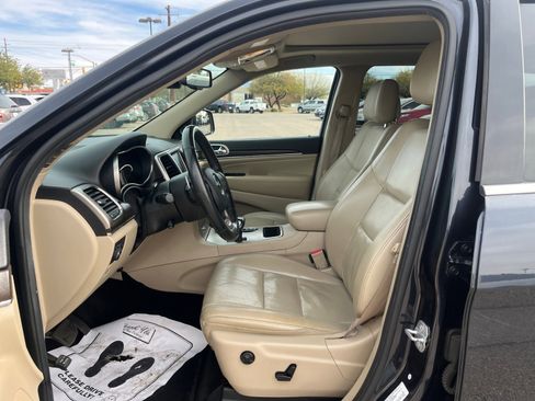 Used 2014 Jeep Grand Cherokee Limited w/ Luxury Group II image 14