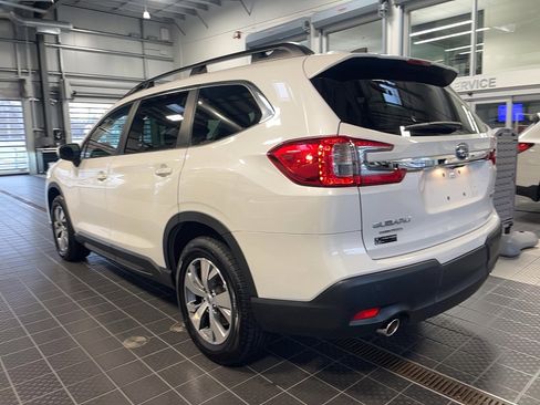 Used 2024 Subaru Ascent Premium w/ Convenience Package image 17
