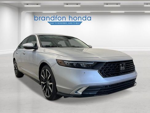 New 2026 Honda Accord Touring image 9