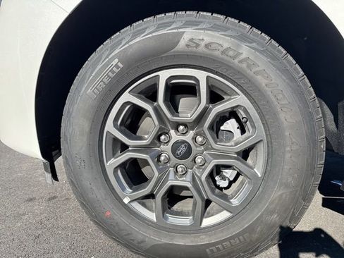 New 2025 Ford Expedition Max Active image 9