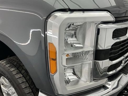 Used 2023 Ford F250 XLT w/ Snow Plow Prep Package image 26