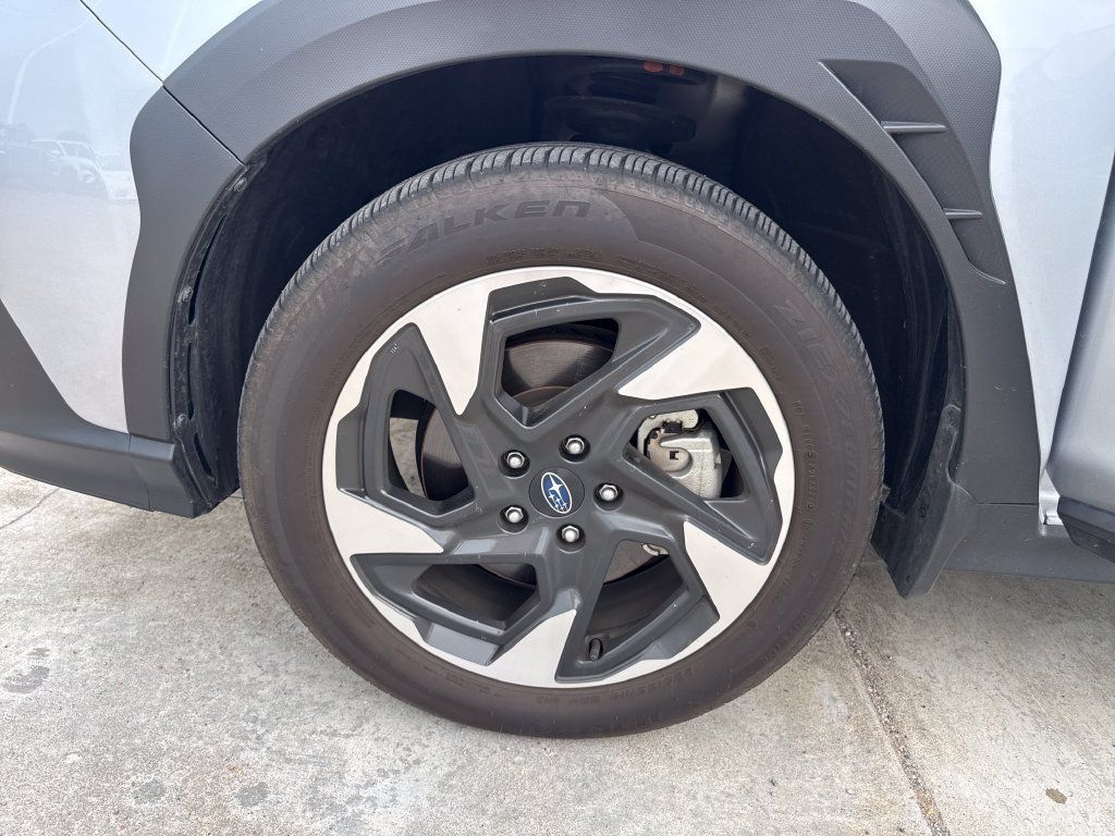 Used 2024 Subaru Crosstrek 2.5i Limited AWD/4WD image 23