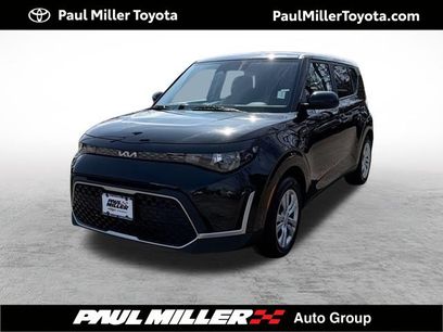 Used 2023 Kia Soul LX