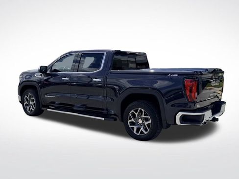 Used 2024 GMC Sierra 1500 SLT w/ SLT Premium Plus Package AWD/4WD image 5