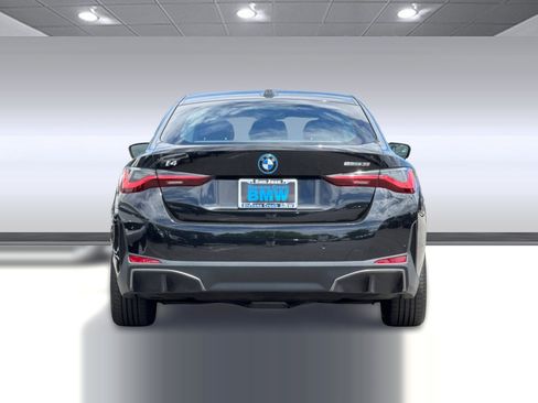 Used 2023 BMW i4 eDrive35 RWD image 10