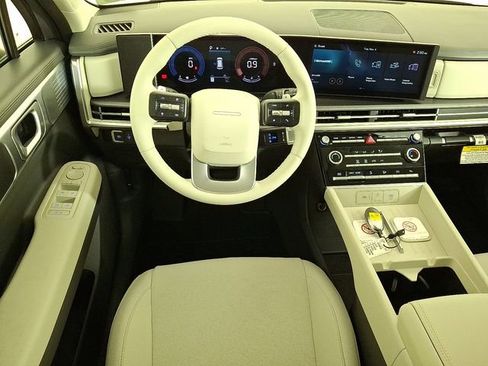 New 2026 Hyundai Santa Fe SE image 9