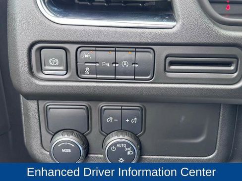 Used 2024 Chevrolet Tahoe Premier RWD image 15