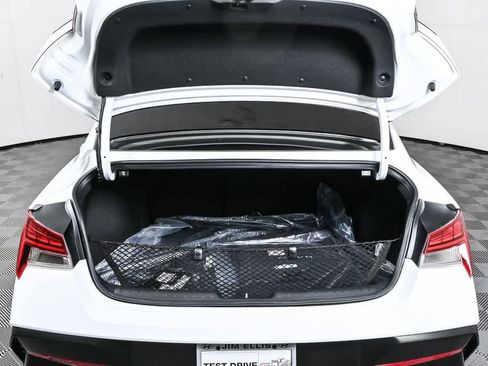 New 2026 Hyundai Elantra SEL Sport Premium image 18