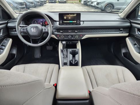 Certified 2023 Honda Accord EX image 8