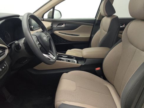 Used 2019 Hyundai Santa Fe SE FWD image 17