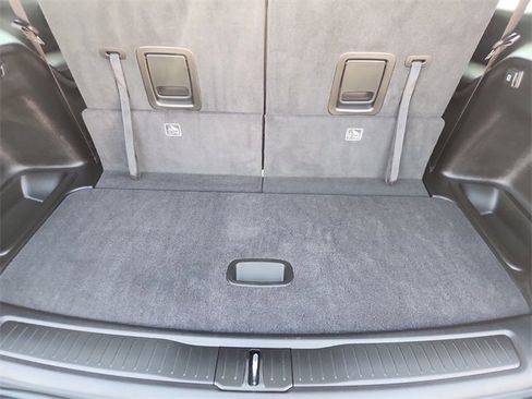 Used 2025 Jeep Grand Cherokee L Limited w/ Black Appearance Package image 25