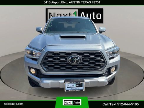 Used 2022 Toyota Tacoma TRD Sport image 9