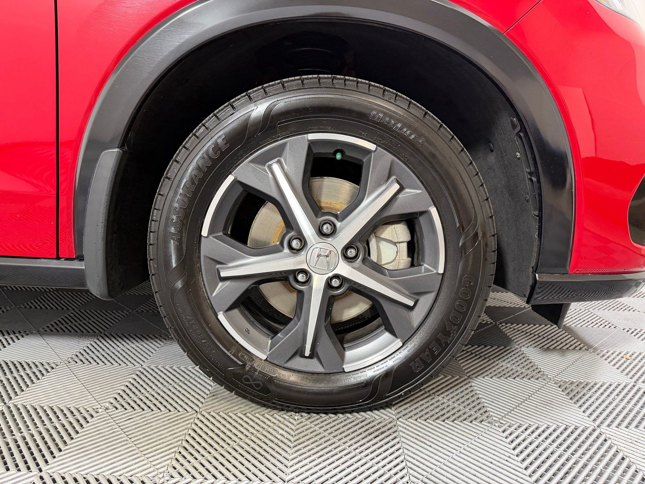 Used 2023 Honda HR-V EX-L image 11