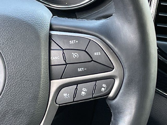 Used 2020 Jeep Grand Cherokee High Altitude AWD/4WD image 14
