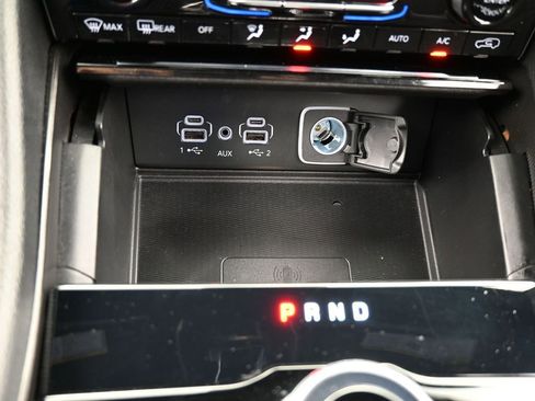 Used 2024 Jeep Grand Cherokee L Altitude image 27