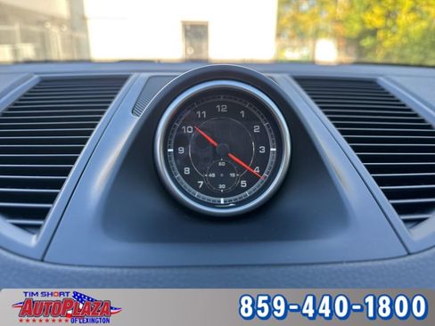 Used 2020 Porsche Macan image 34