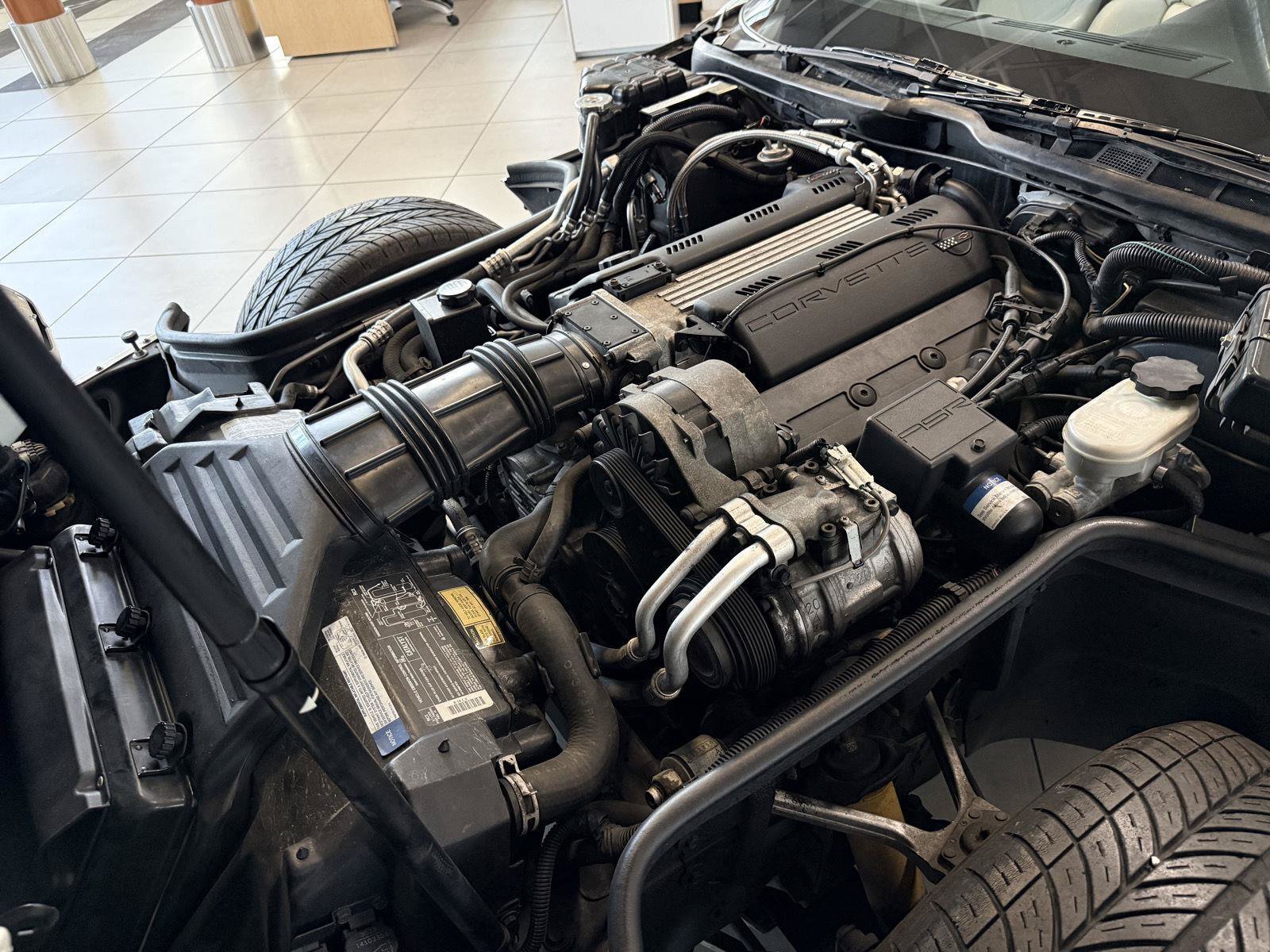 Used 1993 Chevrolet Corvette Convertible RWD image 43