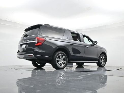 Used 2023 Ford Expedition Max Limited image 31