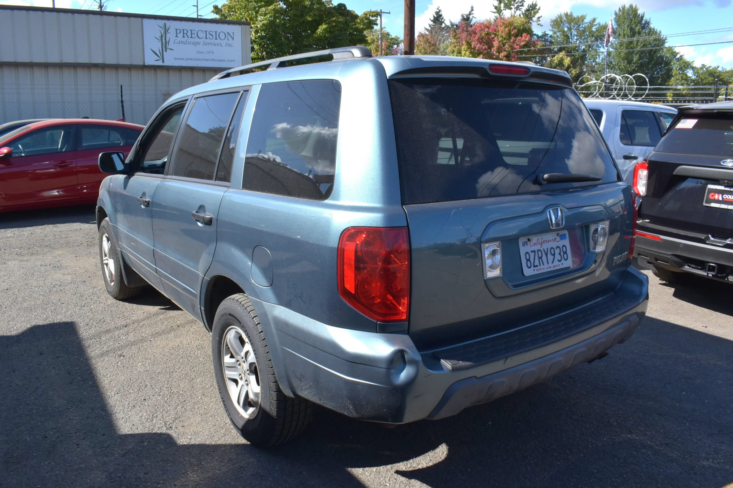 Used 2005 Honda Pilot EX-L image 2