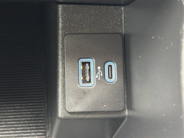 Used 2022 Ford Edge SE AWD/4WD image 50