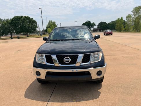 Used 2007 Nissan Frontier SE w/ SE Value Truck Pkg RWD image 5