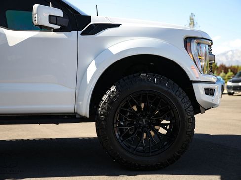 Used 2022 Ford F150 Raptor w/ Equipment Group 801A High AWD/4WD image 16