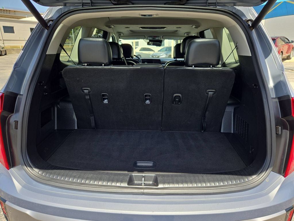 Used 2025 Kia Telluride S AWD/4WD image 26