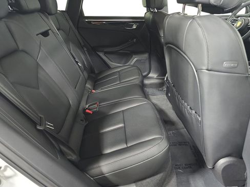 New 2026 Porsche Macan image 26