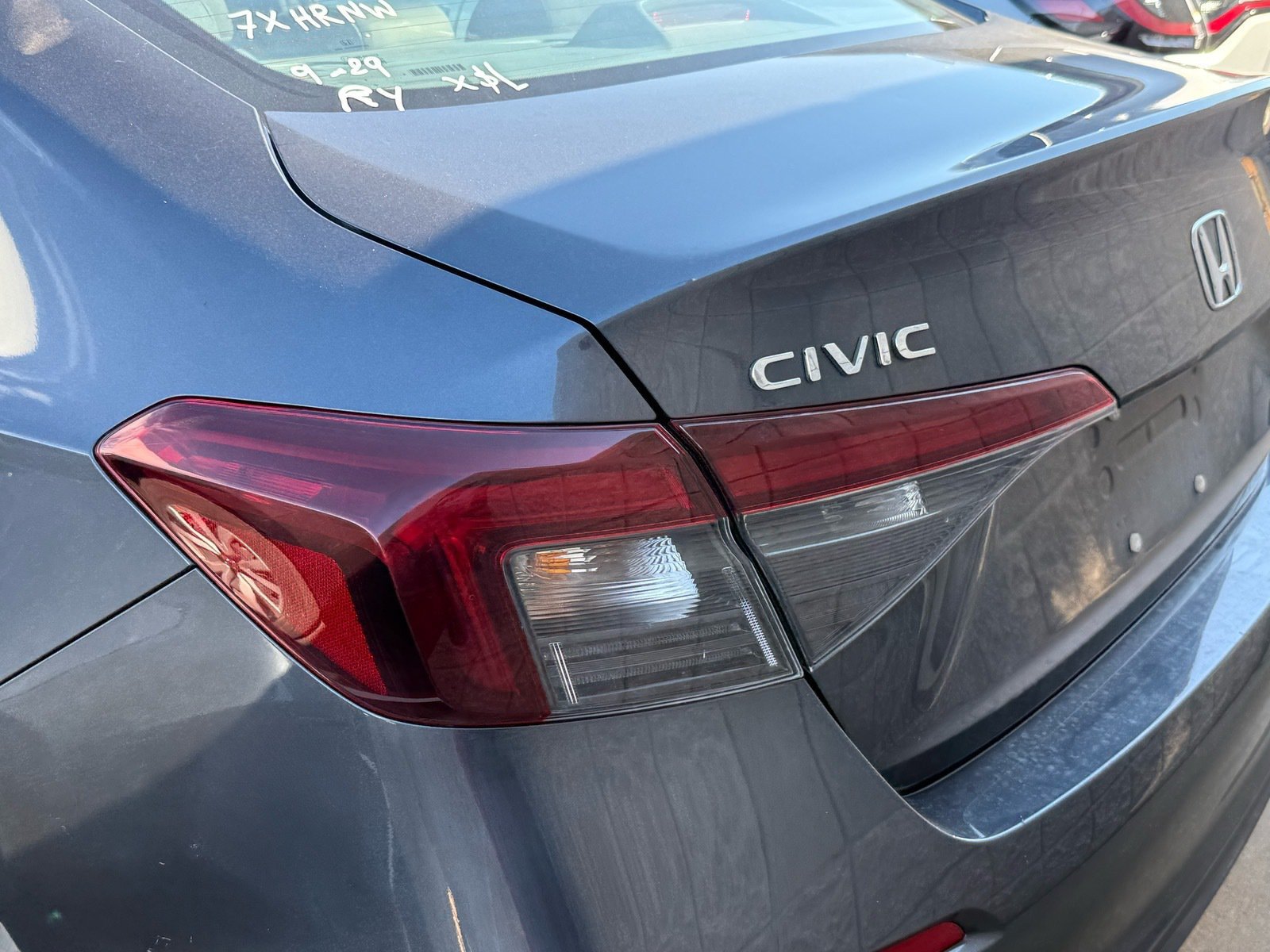 Used 2025 Honda Civic Sport image 9